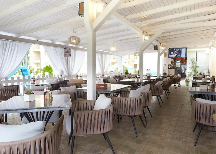 Vechna R 3* サニービーチ