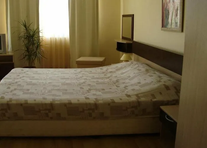 Vechna R アパートホテル 3*