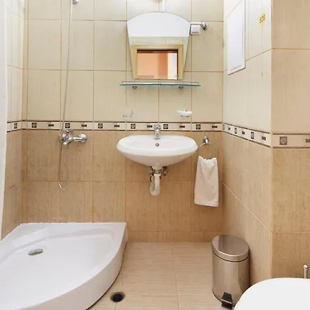 Ξενοδοχείο με διαμερίσματα Apart Vechna R