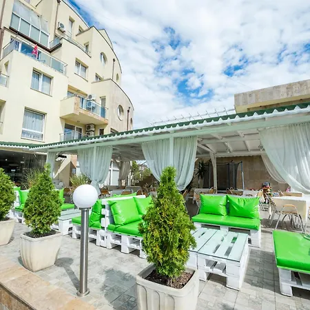 Apart Vechna R Σάνι Μπιτς